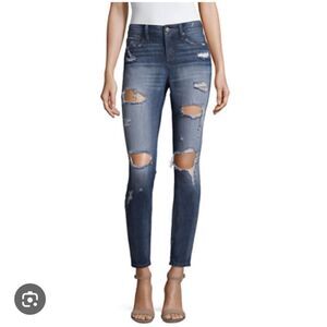 Take 50% OFF- Project Runway Ripped Jeans, Size-4